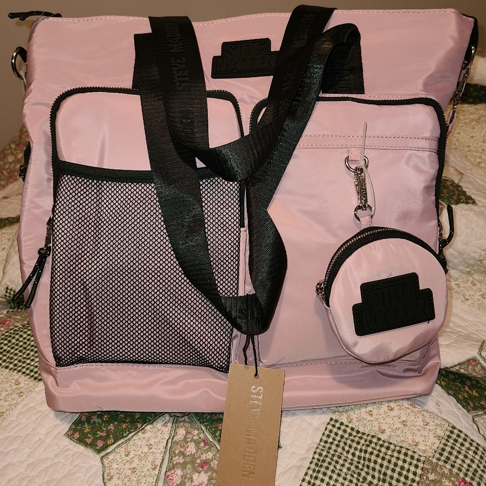Steve Madden BTeagan Tote (Gym), NWT! BLUSH PINK AND BLACK